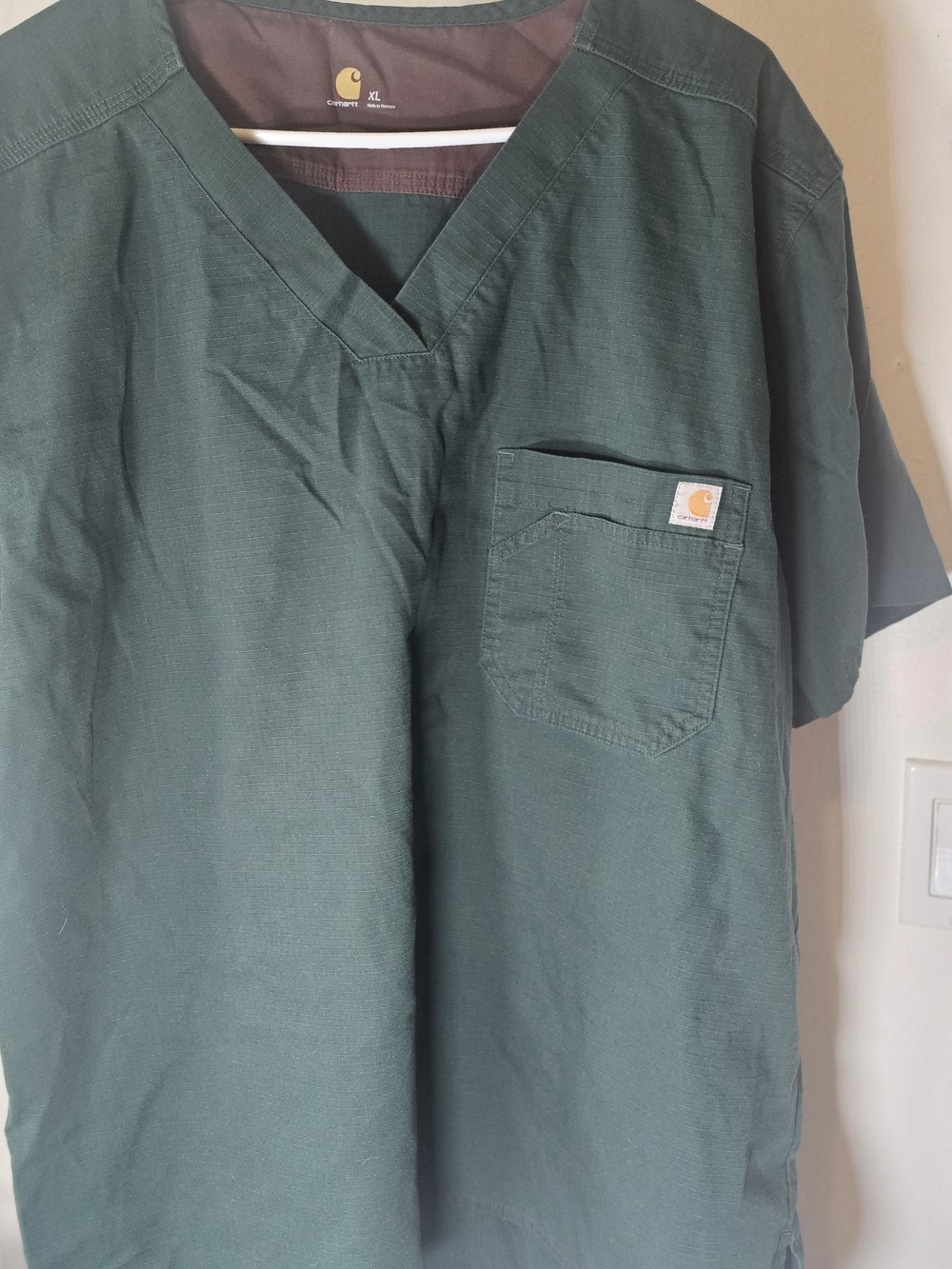 Carhartt Forest Green V‑Neck Utility Scrub Top with Chest Pocket